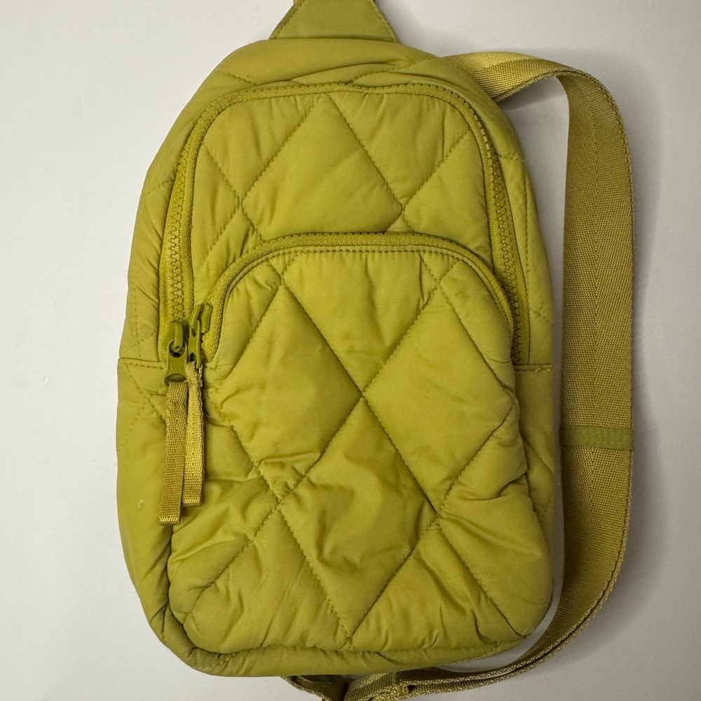 Vera Bradley Mustard Quilted Backpack - Picture 6 of 6